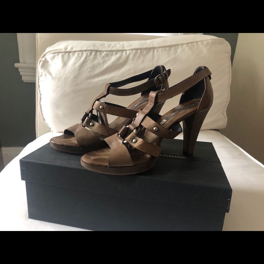 Alberto Fermani olive green heels 8.5/39 with box